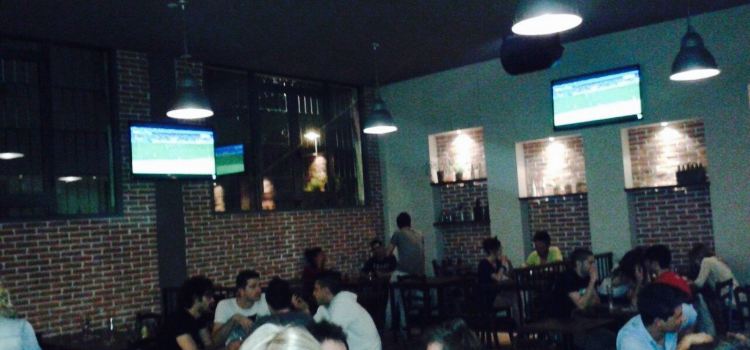 Hall Pub