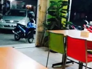 Nasi Ayam Semar