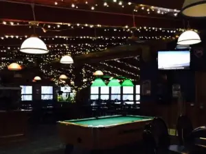 Riverside Inn