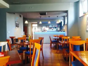 Music bar 80