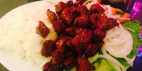 Huong Tra Restaurant