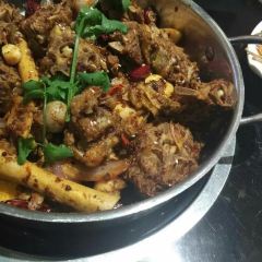 Rong jiu jiu yang ji gu Hot Pot (mo'erchengdian) User Photo