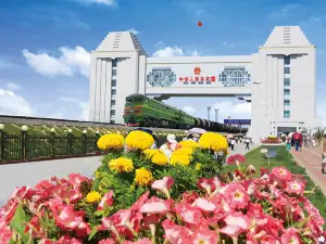 Manzhouli Guomen Scenic Area