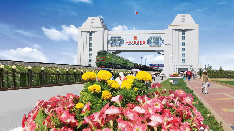 1_Manzhouli Guomen Scenic Area