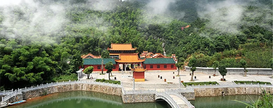 Yunyang Mountains Scenic Area