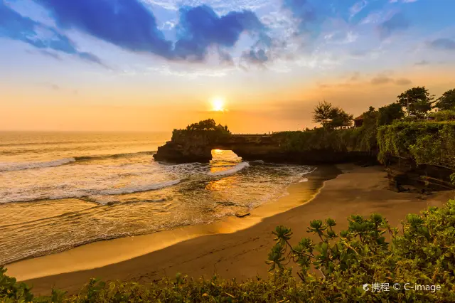 Sunset Sightseeing in Bali