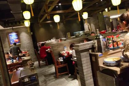 Zhoushixiong Hot Pot (Jie fang bei Main Store)