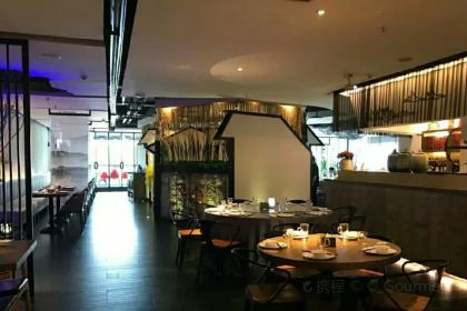 品舍艺厨(星汇两江店)