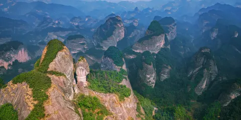 桂林丹霞八角寨景區
