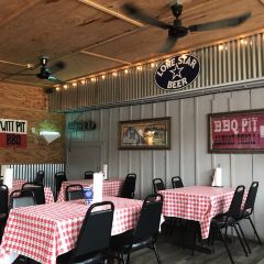 Witt Pit BBQ User Photo