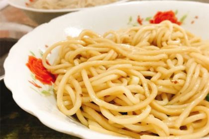 林依嫩名牌猪血化(富商世家店)