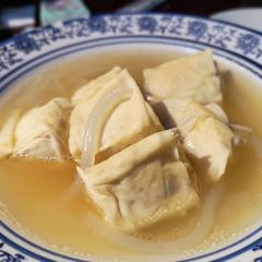 丁莲芳(衣裳街总店) User Photo
