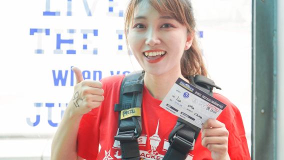 Local Macau hiking guide, licensed and certified, providing full-time accompaniment, guided buided commentary, one-on-one service, and food recommendations.