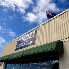 Whitestone Cheese Diner & Deli 여행 사진