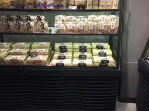 羊城西饼(开发区店)
