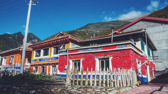 Qicai Jiazu Tibetan Village