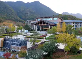 Xiushui Hot Spring Town Resort · Hot Spring Moxibustion Center