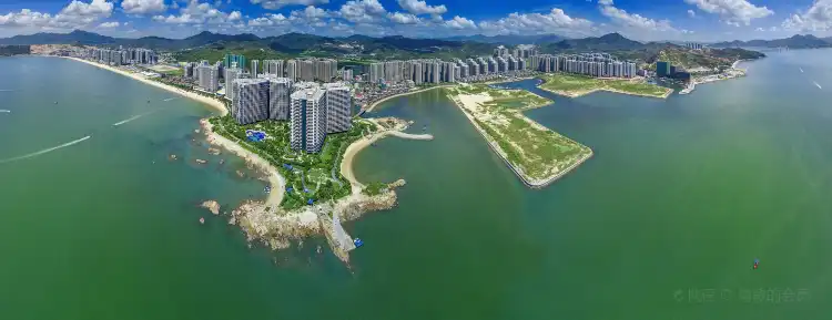 Hotels near Shili Yintan (Shili Silver Beach)