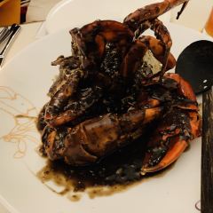 Ministry Of Crab User Photo