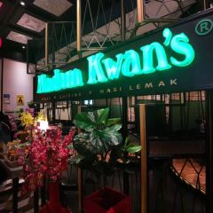 Madam Kwan's User Photo