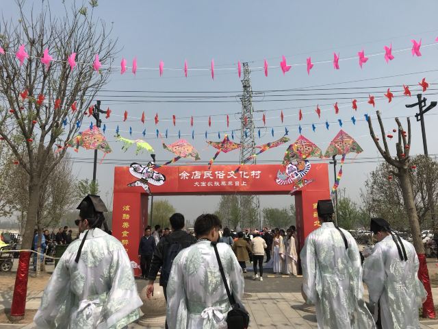 Lesedi Cultural Village