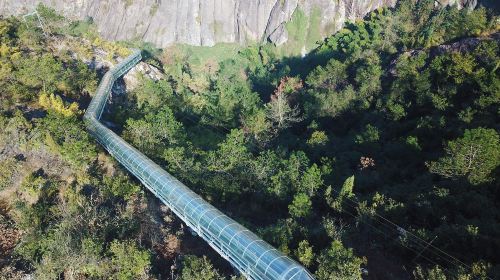 Shuangtong Mountain Scenic Area