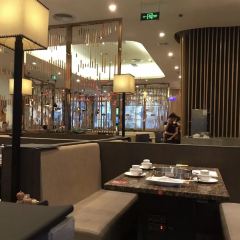 HUANG JI HUANG SAN ZHI MEN GUO SU NING AN CHANG TONG BU KAI YE User Photo