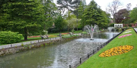 Canal Gardens