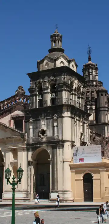 鄰近科爾多瓦歷史中心的酒店