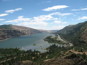 Rowena Crest Viewpoint