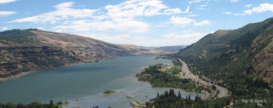 Rowena Crest Viewpoint