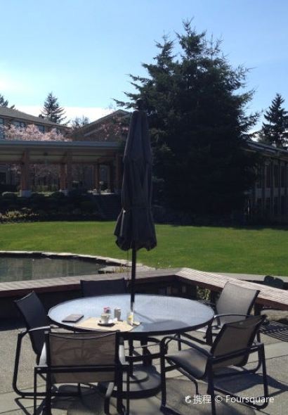 Copperleaf Restaurant at Cedarbrook Lodge