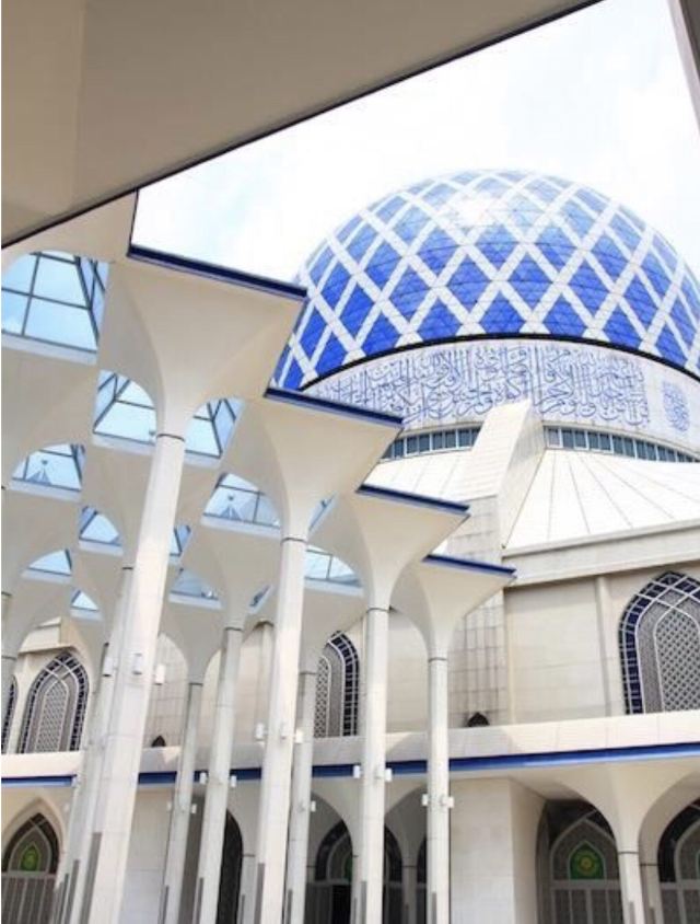 Sultan Salahuddin Abdul Aziz Shah Mosque