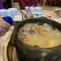 鸿缘酒楼 User Photo
