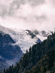 Mingyong Glacier