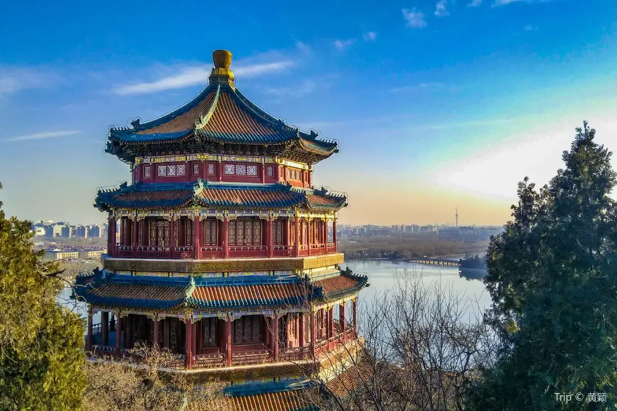 The Summer Palace: Beijing's Imperial Garden Retreat
