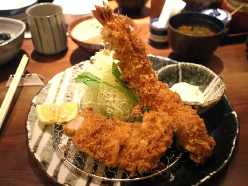 Japanese Cuisine in Tokyo: 7 Best Tokyo Fried Pork Chops (Tonkatsu)