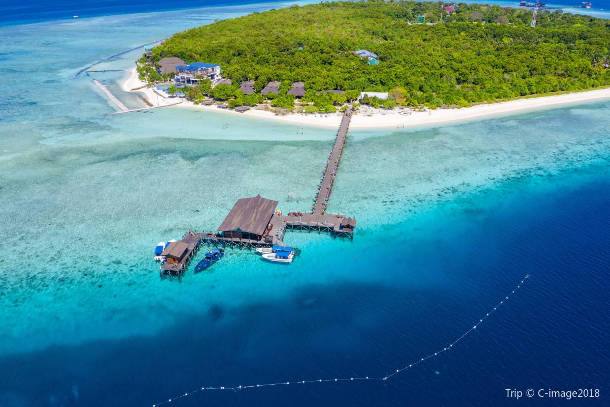 100f1b0000019y8ha4947_C_1200_800_Q70.jpg?proc=source%2ftrip