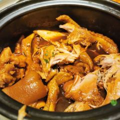 甬府尊鲜(国金中心店) User Photo