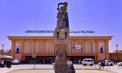 Stazione ferroviaria di Assuan