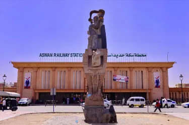 Stazione ferroviaria di Assuan