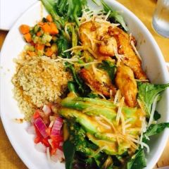 Suviche Wynwood User Photo
