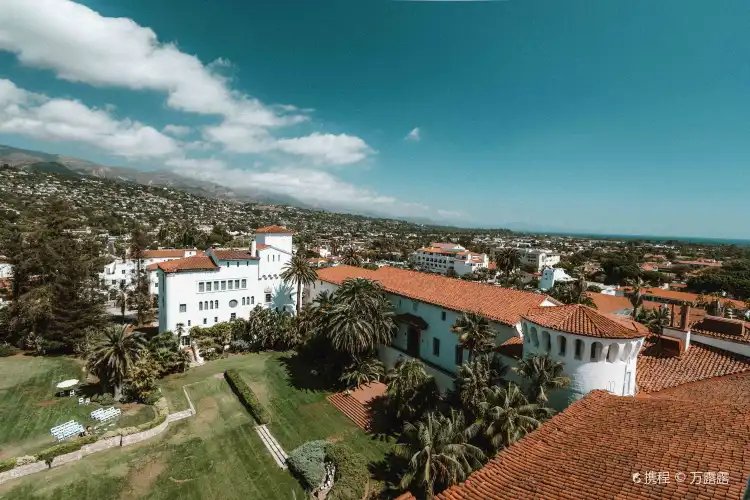 Hotels in der Nähe von Santa Barbara County Courthouse