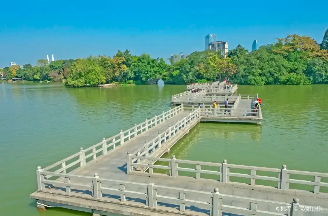 Отели рядом с достопримечательностью «Huizhou Jiuqu Bridge»