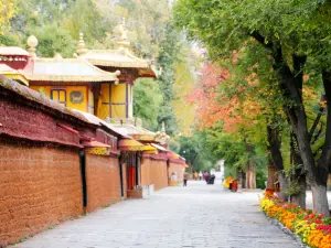 羅布林卡