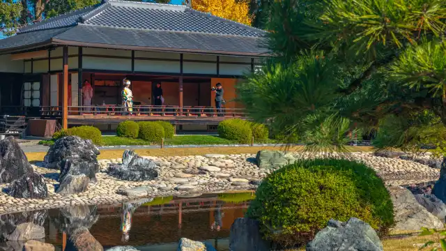Hotels near Nijō Castle