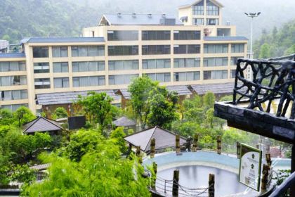 万盈·瑞凯森林温泉酒店-中餐厅