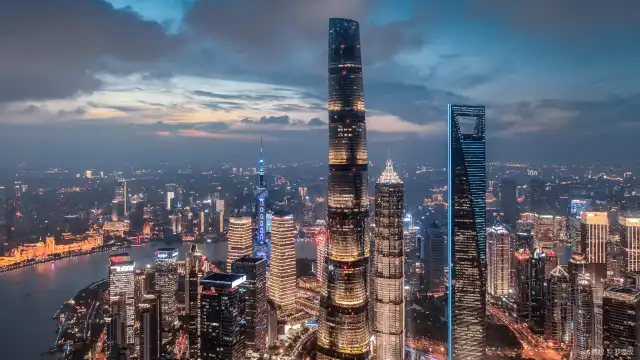 Hotels near Lujiazui