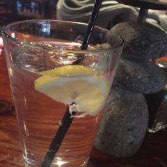 Grand Lux Cafe User Photo