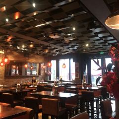 BROWNSTONE布朗石西班牙餐厅酒吧(永嘉庭店) User Photo